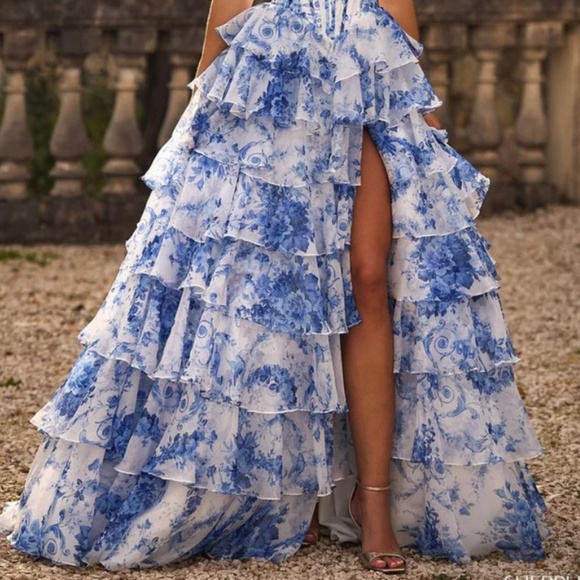 SHERRI HILL PEEKABOO CORSET RUFFLE 57250 - Picture 3 of 4